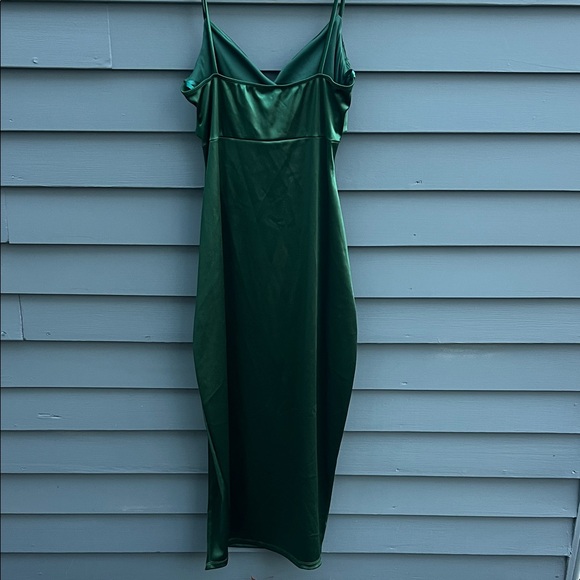 Windsor Elegant Green Satin Dress with Front Cut Out - Picture 3 of 8